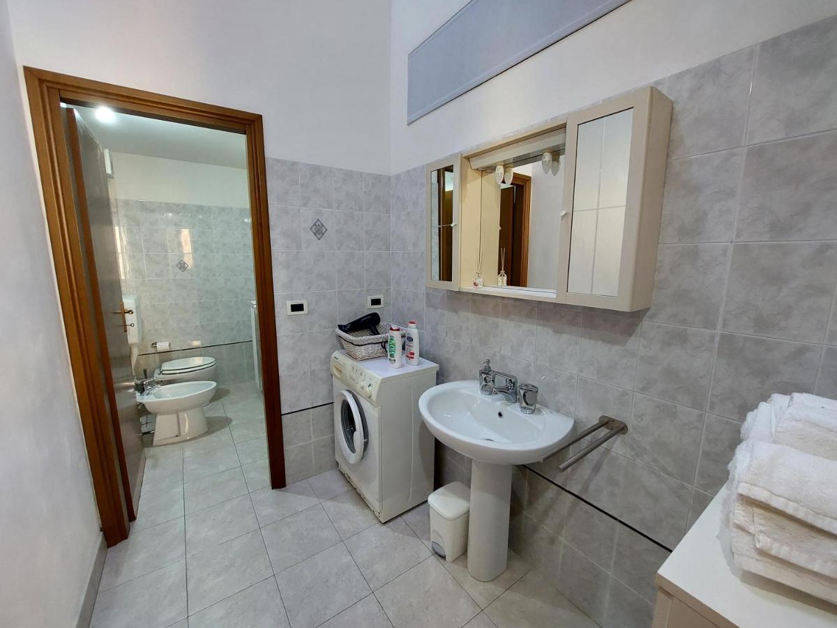Appartamento In Centro Free Wi-Fi, Self Check-In Forli Exterior photo